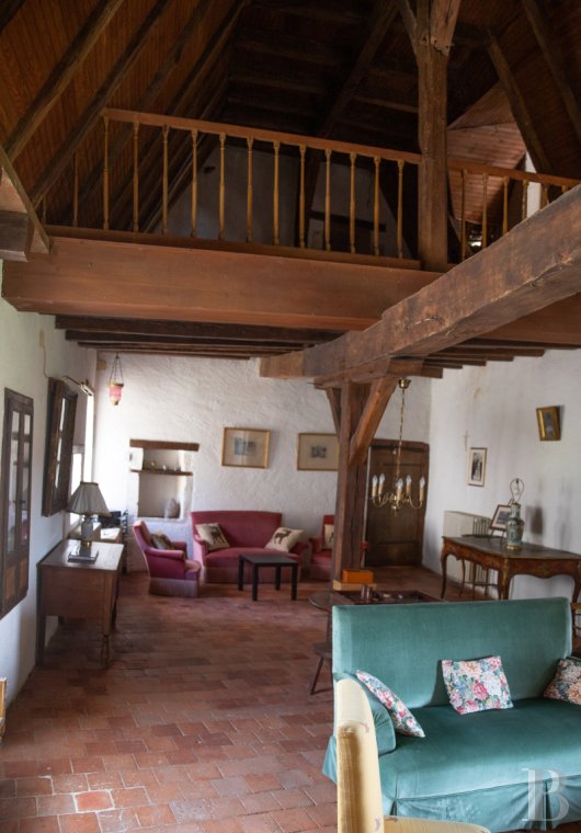 En Touraine, près de Loches, un ancien château-monastère et son domaine de 150 hectares - photo  n°11